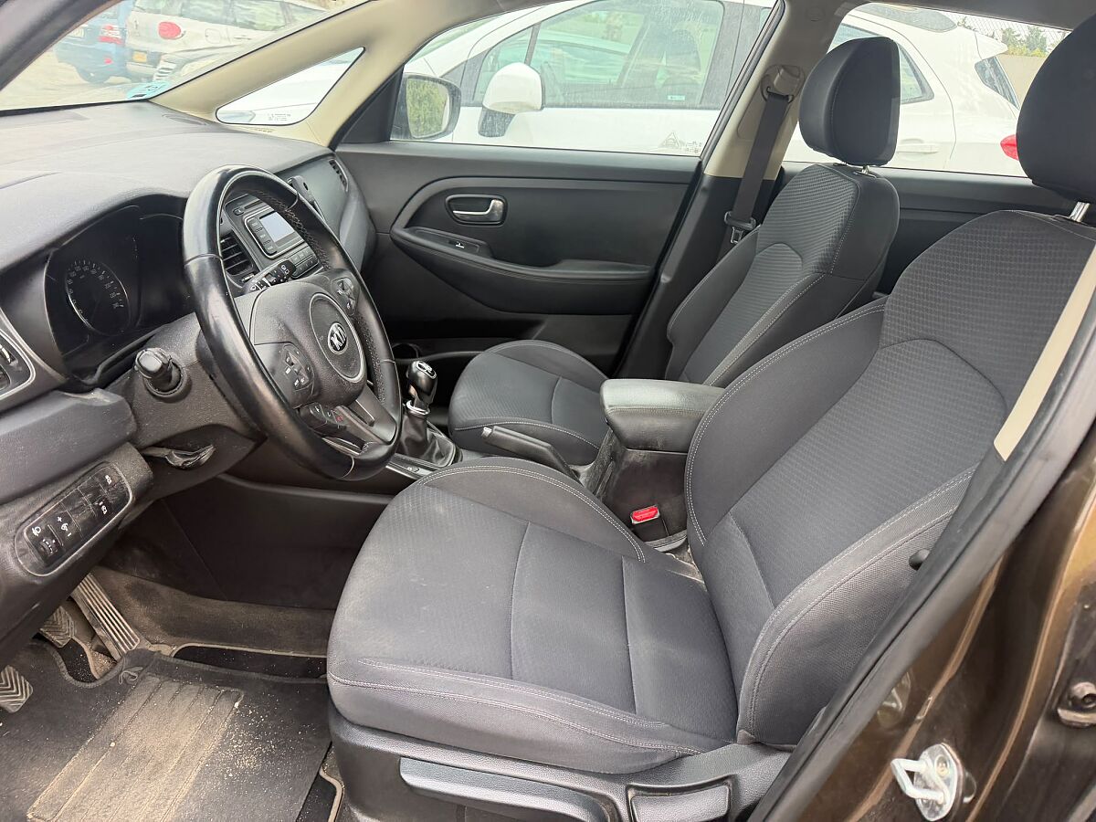 COMING SOON KIA CARENS CONCEPT 1.7 VGT CRDI SPANISH LHD IN SPAIN ONLY 65000 MILES SUPER 2019